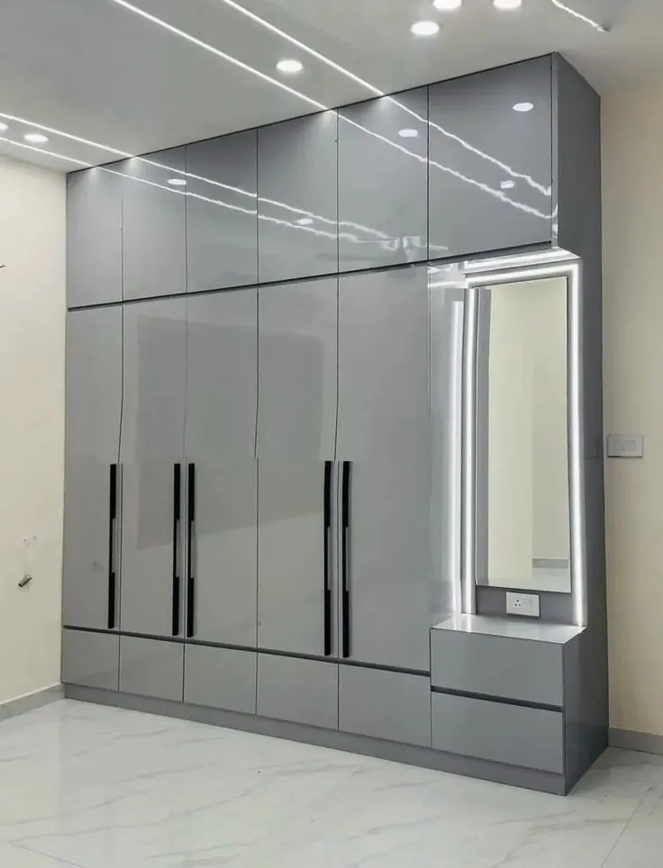 Luxury Wardrobe System Setup 6