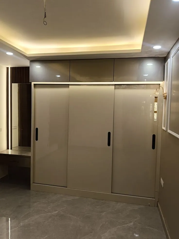 Luxury Wardrobe System Setup 8